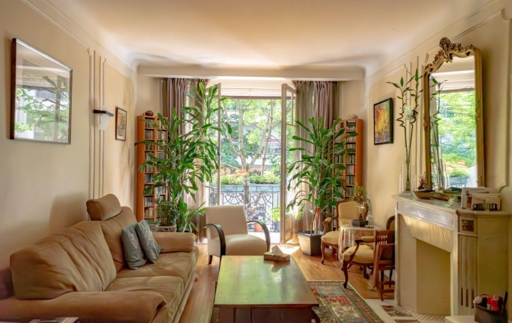  L'AGENCE 1675 Apartment | PARIS (75016) | 100 m2 | 1 080 000 € 
