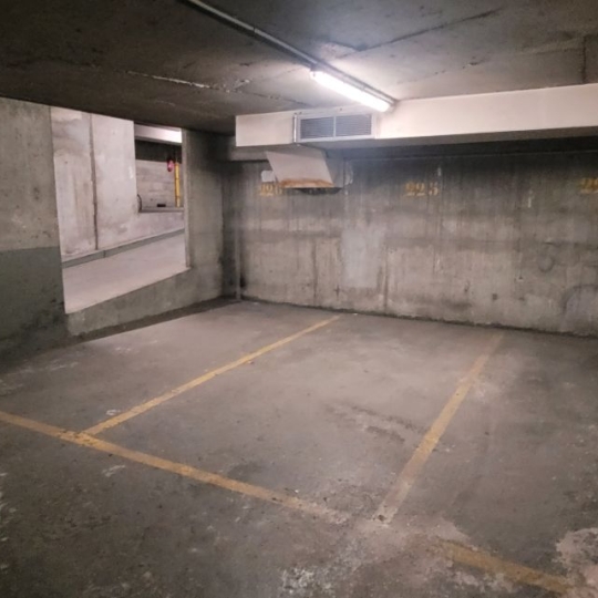 L'AGENCE 1675 : Garage / Parking | PARIS (75016) | 17 m2 | 58 000 € 