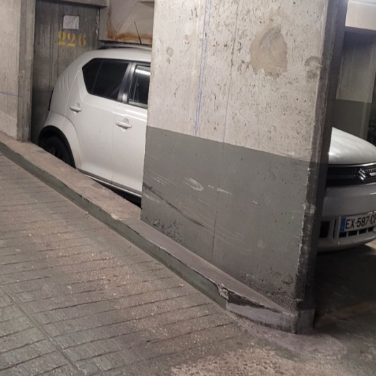  L'AGENCE 1675 : Garage / Parking | PARIS (75016) | 17 m2 | 58 000 € 