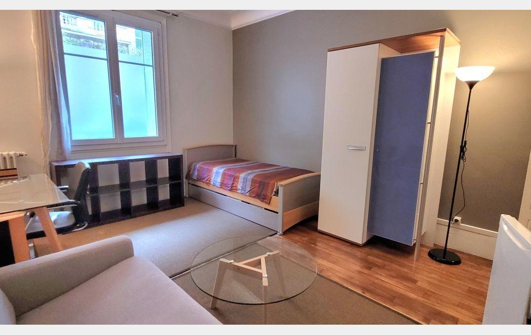 L'AGENCE 1675 : Appartement | PARIS (75016) | 23 m2 | 950 € 