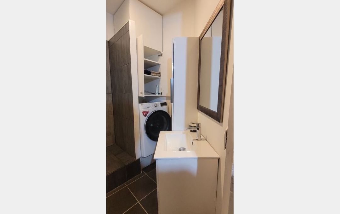 L'AGENCE 1675 : Appartement | PARIS (75016) | 47 m2 | 393 300 € 