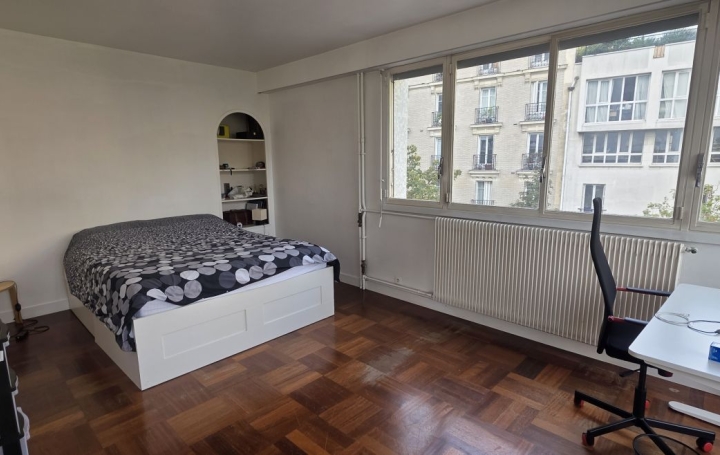 Appartement P2   PARIS  51 m2 527 500 € 